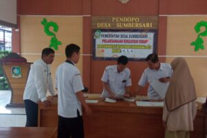 Pemerintah Desa Sumbersari Kecamatan Srono Menyerahkan Bantuan Langsung Tunai (BLT DD) Tahun 2023