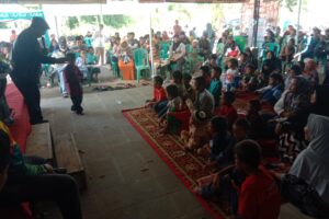 Peringati Satu Muharram 1445 H Yayasan Mesjid Al Mujahirin Opi dan Gowes Al Mujahirin Opi Jakabaring Menggelar Khitan Massa Di Klinik Redah Medika