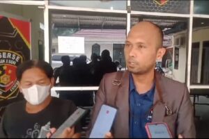 Terkait Keributan Antara MAS Dan MHD, Heriyadi Didampingi Pengacaranya  Adi Irawan Mencabut Kesaksiannya Di Polsek Kalidoni