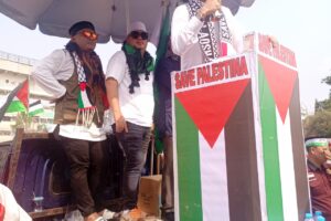 Dukung Palestina Masyarakat Kota Palembang Banjiri Bundaran Air Mancur