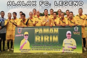 Tim Sepak Bola U 40 Kecamatan Alalak, Kabupaten Barito Kuala melaju ke semi final di Piala Paman Birin
