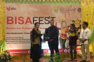 Kegiatan BISAFETS Program Hasnuryadi Sulaiman, Lestarikan Seni Dan Budaya Banjar
