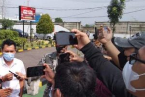 Reza Fahlepie : Dengan Terbitnya SPDP, Kita Berharap Penyidik Segera Tetapkan Tersangka Atas Dugaan Manipulasi Hasil RUPS Bank Sumsel Babel