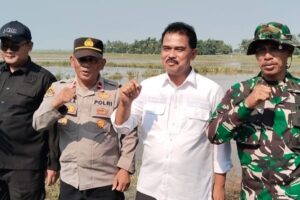 Kunjungan Kerja Dirjen Kementan Di Kecamatan Pakisjaya Kabupaten Karawang Di Sambut Antusias Oleh Petani Dan Kelompok Gapoktan