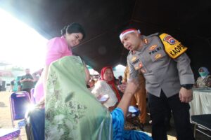 Sambut Hari Bhayangkara Ke-78, Polres Pasuruan Gelar Bakti Sosial Dan Pengobatan Gratis Serta Bedah Rumah Untuk Masyarakat.