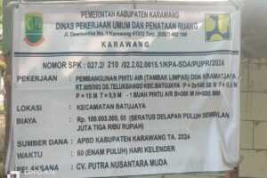 Pembangunan Turap Di Dusun Kramatjaya  Pengawas Dinas PUPR Jangan Bekerja Di Warung Kopi