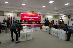Lanjutan Penyandingan data perolehan Pileg DPR-RI dapil ll Kota Serang.