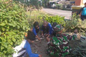 Cegah Kenakalan Remaja Babinsa Dekat Dengan Siswa Sekolah