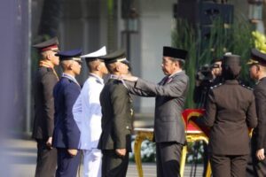 Presiden Joko Widodo Lantik 906 Perwira TNI-Polri Dalam Upacara Praspa 2024