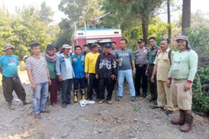 Gunung sipiso piso terbakar di lalap sijago merah diduga ulah Kelompok tani ilegal di metuai Jadihot Girsang