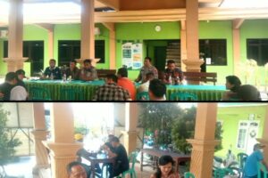 Masalah Limbah beracunB3 PT.Adiprima suraprinta Jawa Timur , yang sangat mengecewakan bagi warga Sumungko dengan Tidak menggubris undangan dari kepala desa