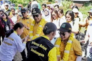 Bupati Simalungun Tinjau Penanganan Long Segment Jalan di Kecamatan Dolok Silou