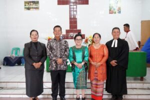 Bupati Simalungun dan Istri Laksanakan Ibadah Minggu Bersama Jemaat HKBP Jawa Maraja