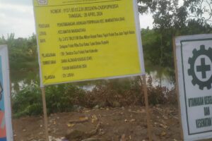 Pemasangan Pipa CV Lukah Di Kecamatan Mandastana Kurang Rapi, proyek Pengembangan Jaringan.