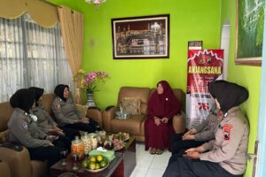 Polwan Polres Purbalingga Gelar Baksos dan Anjangsana Purnawirawan