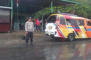Polsek Dolok Pardamean Tingkatkan Keamanan Lalu Lintas di Jam Padat Masuk dan Pulang Sekolah.