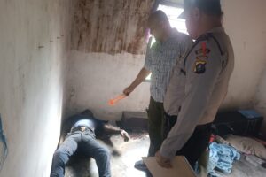Polsek Perdagangan Evakuasi Mayat Pria 45 Tahun yang Ditemukan Membusuk di Rumahnya, Diduga Meninggal Tiga Hari Sebelumnya