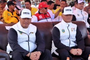 Kapolres Pimpin Upacara Kirab Api PON XXI Aceh-Sumut 2024, Disambut Meriah di Kabupaten Simalungun