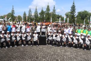 Kapolres Simalungun Lepas Pasukan Kirab Pembawa Api PON XXI Aceh-Sumut 2024 Menuju Pematangsiantar