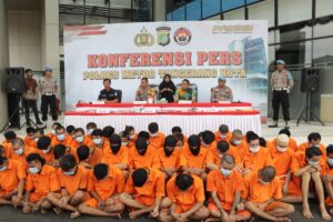 Polres Metro Tangerang Kota Ungkap 127 TKP Curanmor, 50 Tersangka Ditangkap Berikut 32 Ranmor