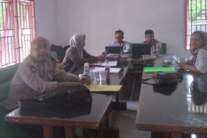 Bhabinkamtibmas Polsek Tanah Jawa Gelar Sambang dan Patroli Dialogis di Nagori Dosin: Upaya Menjaga Kamtibmas Menjelang Pemilu 2024