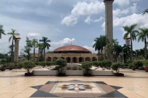 Masjid Raya Sabilal Muhtadin Banjarmasin Terbaik se Indonesia