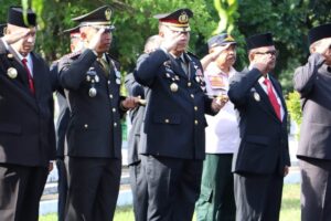 Sambut HUT TNI Ke-79, Plt. Bupati Simalungun Hadiri Upacara Ziarah Nasional di TMP Nagur Pematangsiantar
