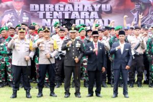 Plt. Bupati Simalungun Hadiri Upcara Peringatan HUT TNI Ke-79 Tahun 2024