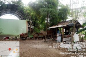 Keluhan Masyarakat Setempat Adanya Pemulung Liar Yang Bermukim Di Area Perkim Taman Kota Cilegon.