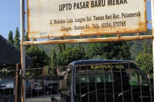 Diduga Masyarakat Pedagang Pasar Merak Menempati Lahan Milik Orang,Akan Digusur.