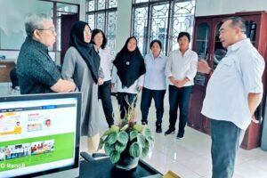 Komisi Informasi Prov. Sumut melakukan Visitasi Ke Dinas Kominfo Simalungun