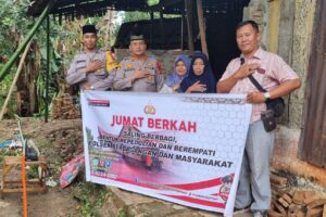 Polsek Perdagangan Gelar Jumat Barokah, Bantu Warga Terdampak Musibah di Simalungun