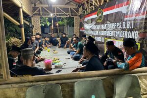 Ormas Pedekar Banten mengadakan latihan silat rutin dimalam minggu