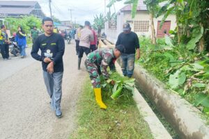 TNI-Polri Pelopori Aksi Bersih-Bersih Di Matang Ginalun