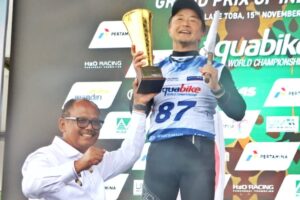 Puluhan Rider Jetski dari 30 Negara Pukau Pengunujung Danau Toba Parapat Kabupaten Simalungun