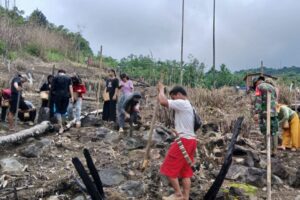 Babinsa Batang Alai Selatan dan Warga Atiran Jalin Kemitraan Lestarikan Budaya Pertanian