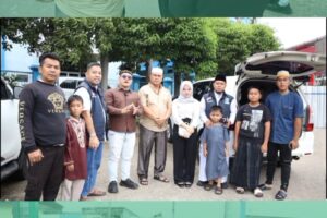 Yayasan pendidikan islam (YPI) berbagi berkah di hari jum’at