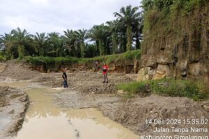 Sat Reskrim Polres Simalungun Lakukan Penyelidikan Tiga Lokasi Tambang Batu Padas Ilegal di Kerasaan