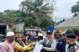 PT Hutan Rindang Banua Berpartisipasi Untuk Menyerahkan Bantuan Peduli Banjir 4 Kecamatan ( Tala ) Kalsel