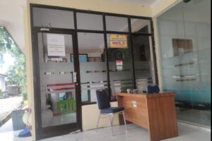 Merasa Dipingpong, Warga Menduga Kinerja Staf Kecamatan Jombang Kota Cilegon Tidak Profesional