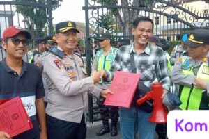 POSE RI Gelar Aksi Unjukrasa Di Mapolda Sumsel, Terkait Jual Beli BBM Dan CPO Ilegal