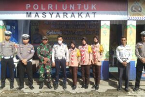 Personel Gabungan Siaga 24 Jam Amankan Pemudik di Hulu Sungai Tengah