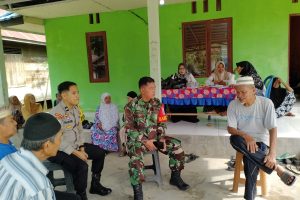 Sinergi Babinsa dan Bhabinkamtibmas Barabai Wujudkan Kedekatan dan Keamanan di Desa Babai
