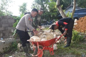 Satgas TMMD Kodim 1002/HST Kejar Target Rehab RTLH di Pengambau Hilir Luar