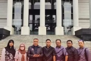 Perempuan Pejuang Demokrasi Itu Bernam Syarifah Hayana
