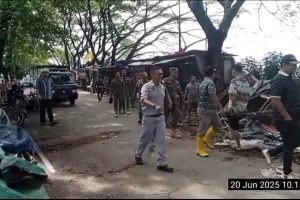 Disperindag Kota Cilegon Melakukan Penertiban PKL Liar Di Pasar Keranggot Tampa Tebang Pilih, Langkah Program Revitalisasi Pasar Tradisional