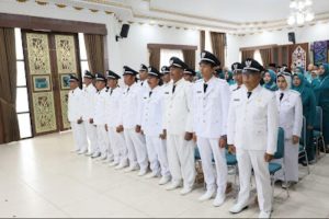 Bupati Batola Kukuhkan Perpanjangan Masa Jabatan Kepala Desa Dan Lantik Ketua TP PKK Desa