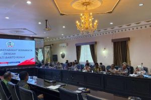 Bupati Barito Kuala Tegaskan Mediasi Permasalahan Kebun Sawit Plasma.