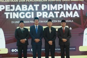 Bupati Batola H. Bahrul Ilmi Lantik Kepala Dinas PUPR Dan PERPUSIP