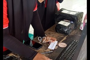 J&T Sampit Berkedok Pedagang online ,Tipu Konsumen Dengan Barang Tiruan Tak Sesuai Pesanan
